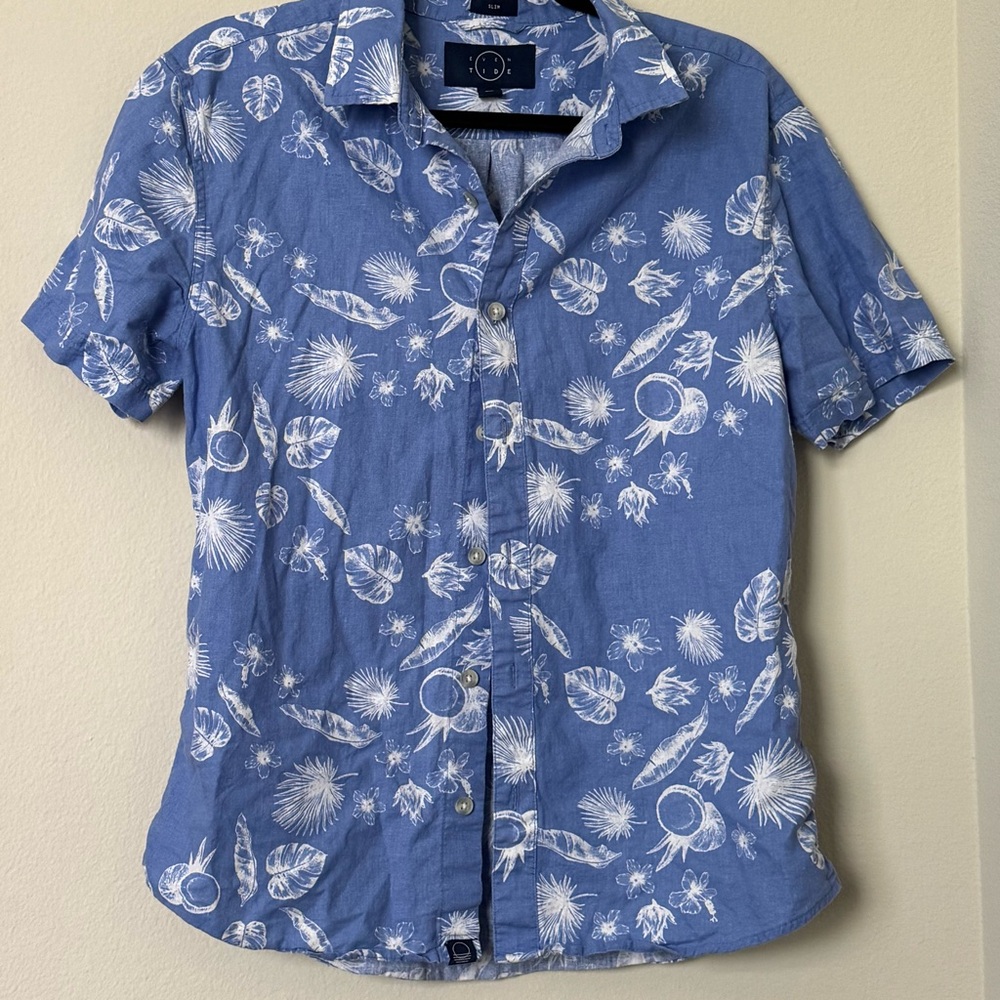 Men’s M Slim Even Tide Blue & White Hawaiian Style Button-down